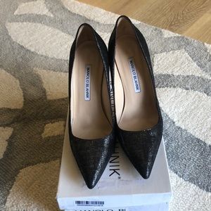SOLD: Manolo Blahnik Pumps